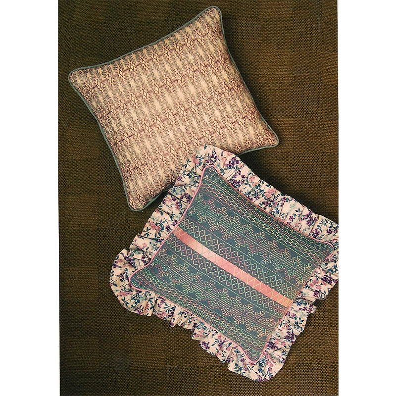 Huck Weaving Pillow aka Swedish Weaving SW201