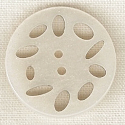 Button 057079 Sand Dollar White 22mm