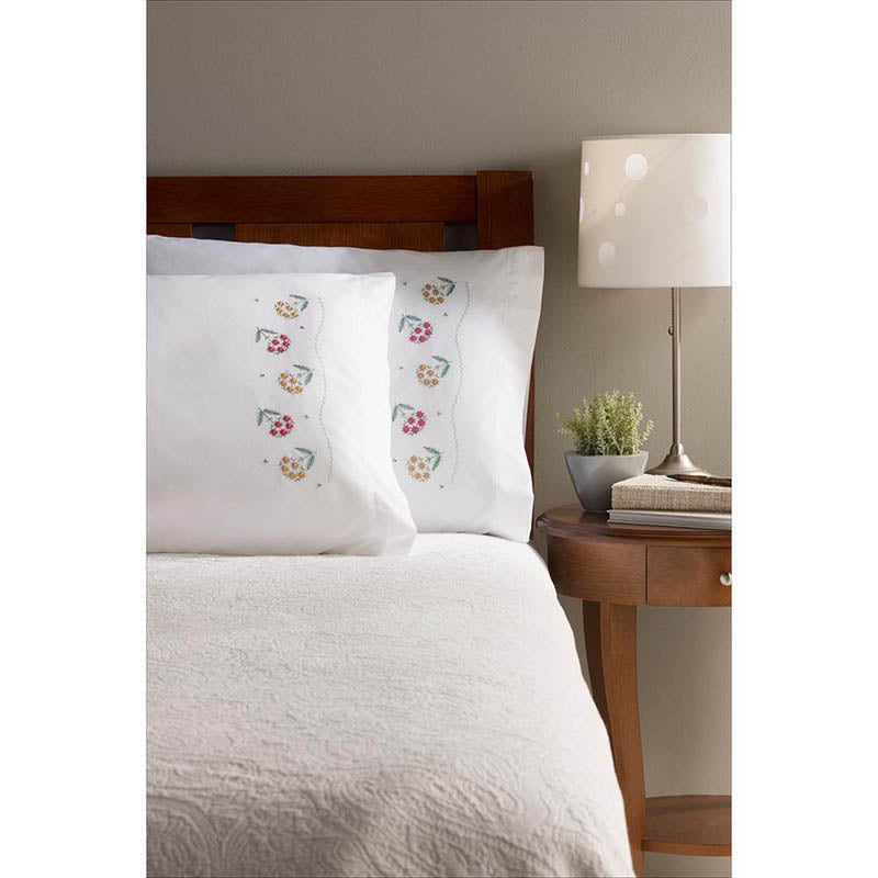 Bucilla 46063 Daisy Bouquet Pillowcase