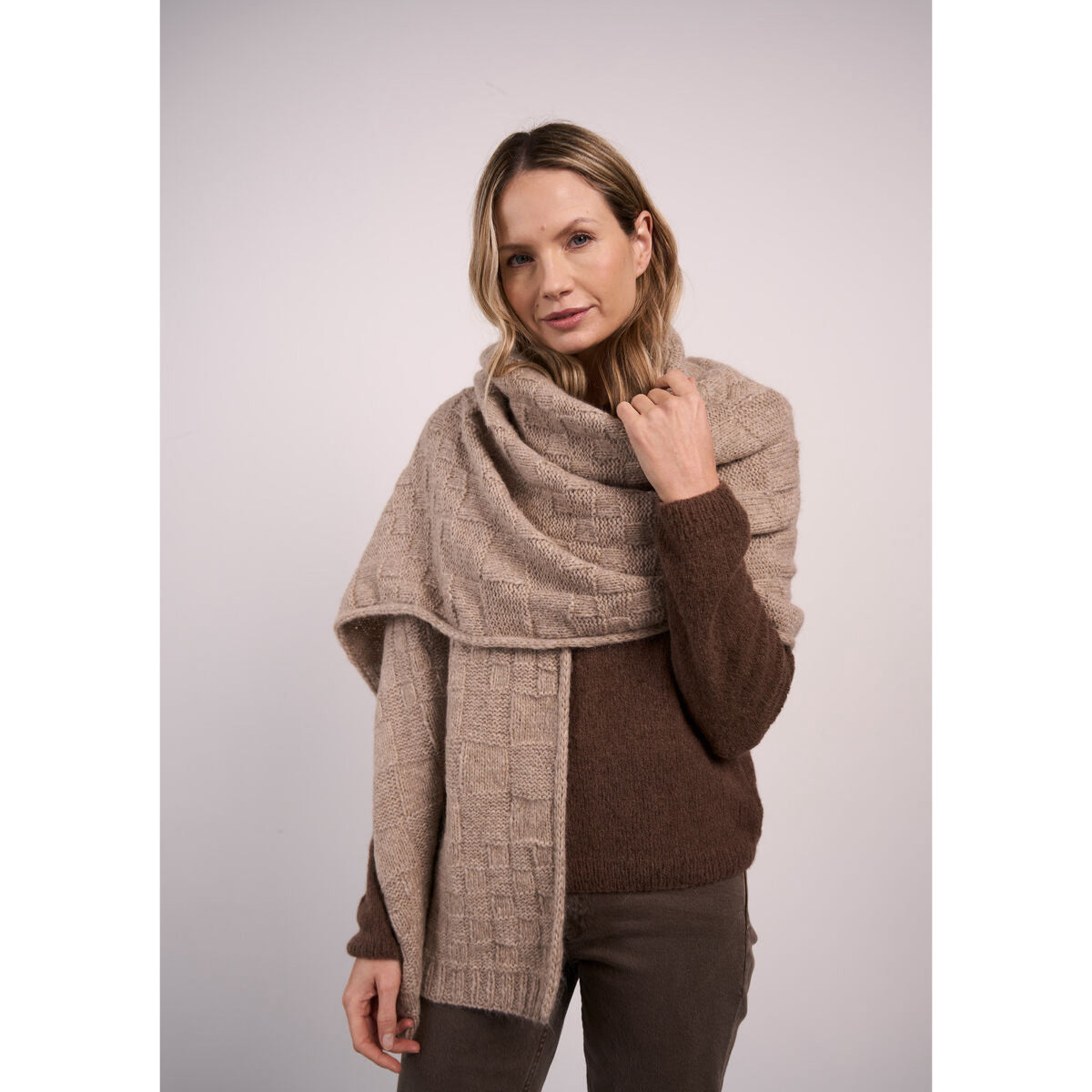 Mode at Rowan C MIP77 Heather Hat + Wrap