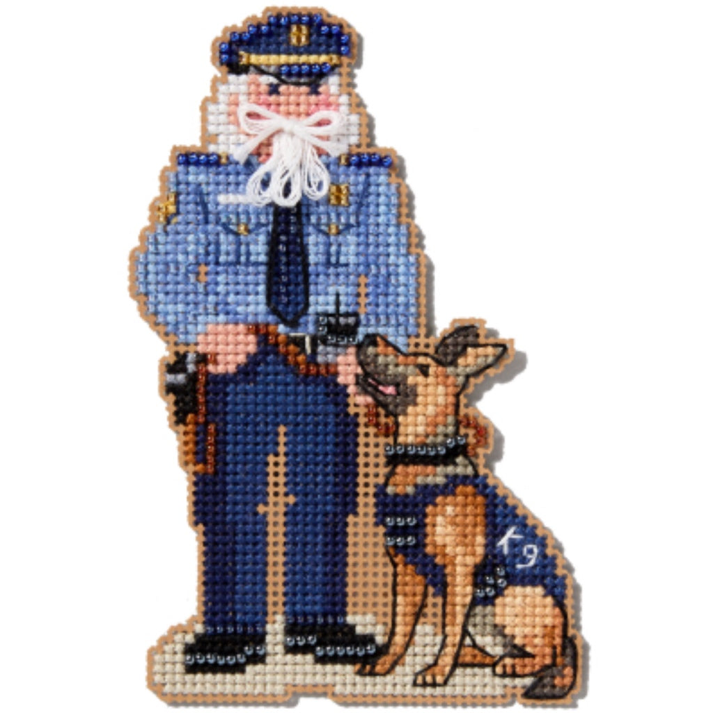 MH20-2531 Police Officer