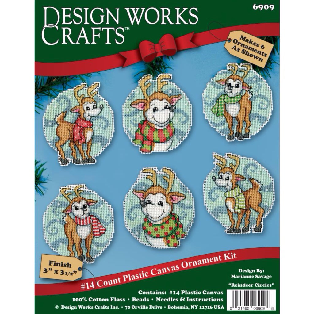DW 6909 Reindeer Circles Plastic Canvas