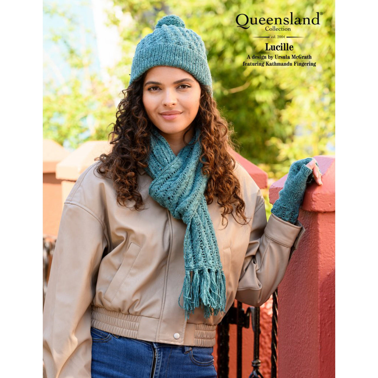 Queensland C 207-01 Kathmandu Lucille Scarf Snow cap