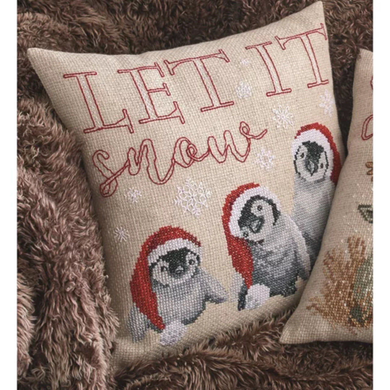 Permin 83-6108 Let it Snow Pillow