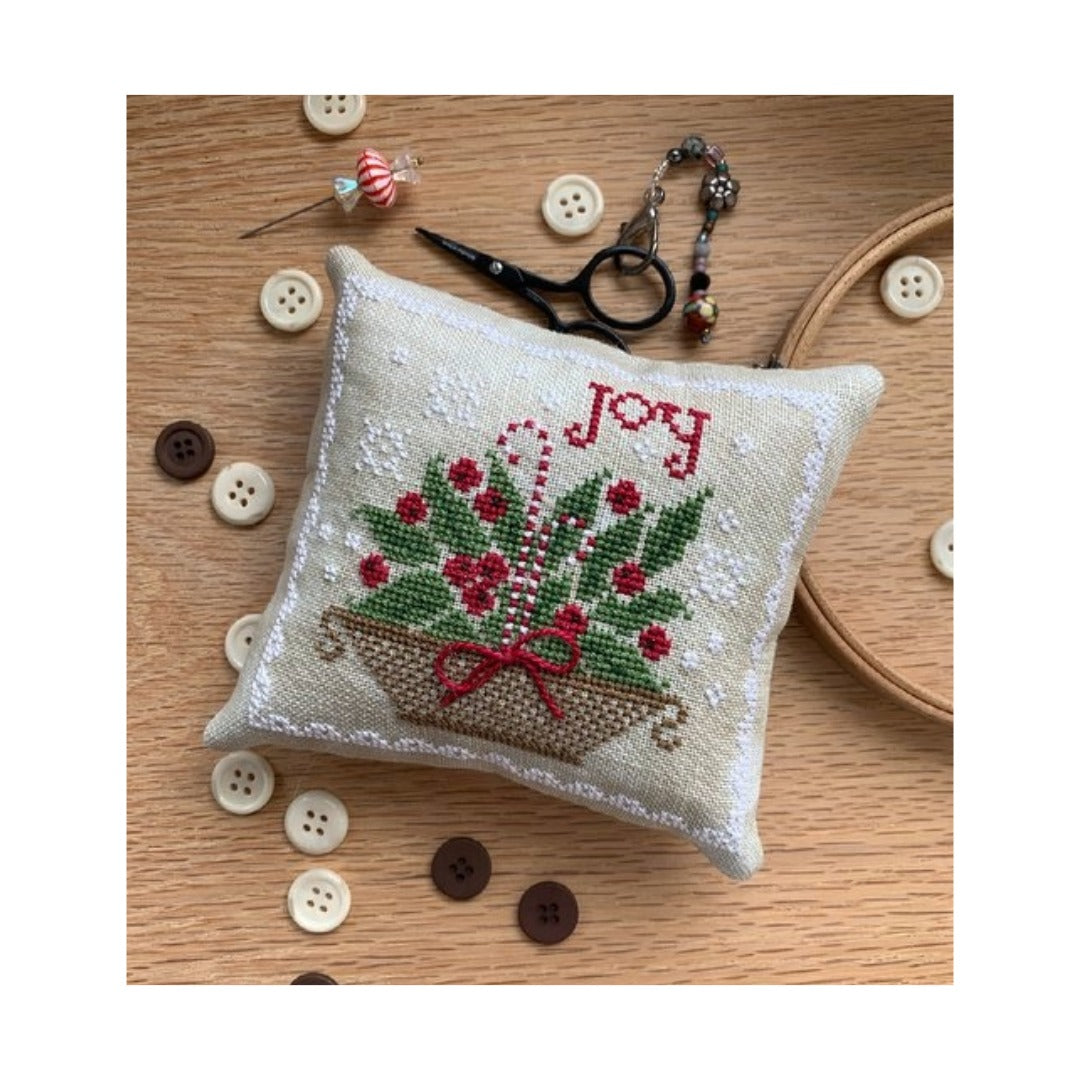 Sts by Ethel #36 Holly Basket Pinkeep
