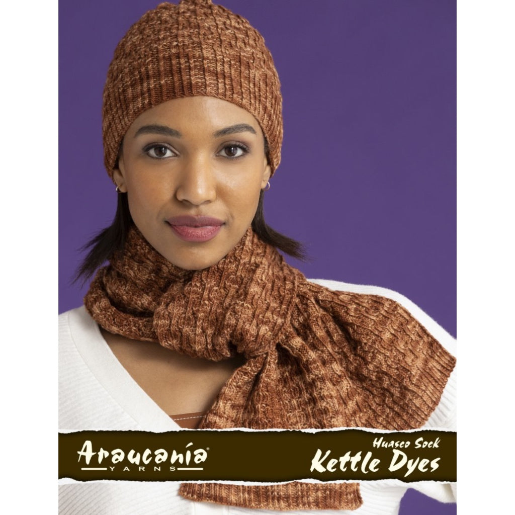 Araucania  82-01 Huasco Sock Kettle Dyed Laia Hat & Scarf