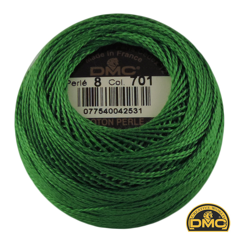 Perle  8  701 Christmas Green