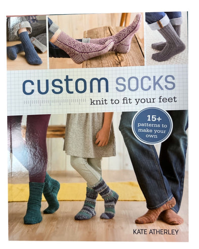 Interweave Press 52799 Custom Socks to Knit
