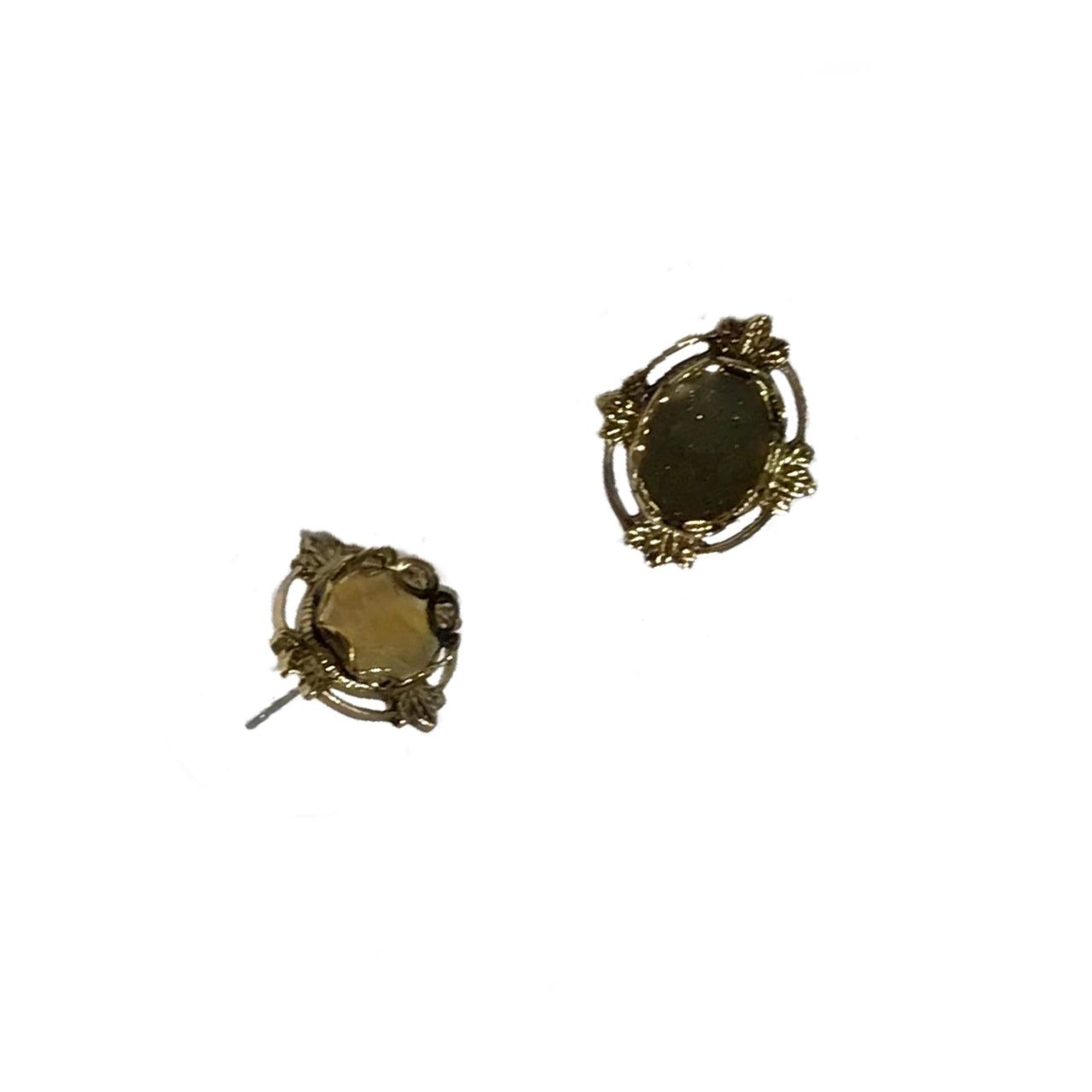 Earrings  8 x  6mm Gold Color 922AG