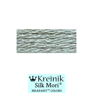 Silk Mori 0433 Light Moss Green 5m