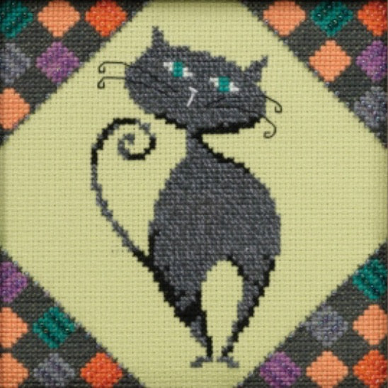 DM 30-2014 Smokey Alley Cat