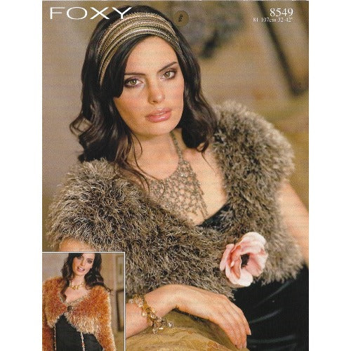 Sirdar 8549 Foxy Capelet